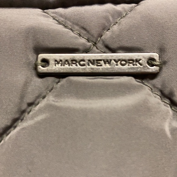 Woman’s Winter Vest New without tags - Picture 4 of 4